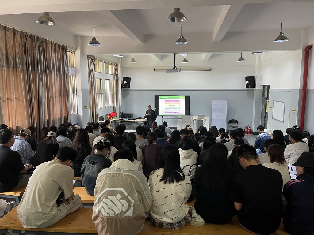 助力人才培养 融入学科服务